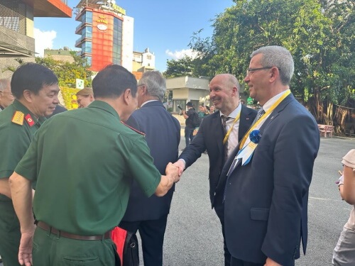 ORH Besuch Vietnam, Plastische Chirurgie Leipzig, Dr. Wachsmuth & Dr. Völpel